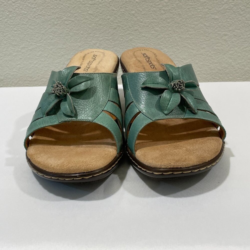 (NEW) SOFTSPOTS #177457 Leather Wedge Open Toe Slide w/ Flower Trim, Sage - 10W - Picture 2 of 13
